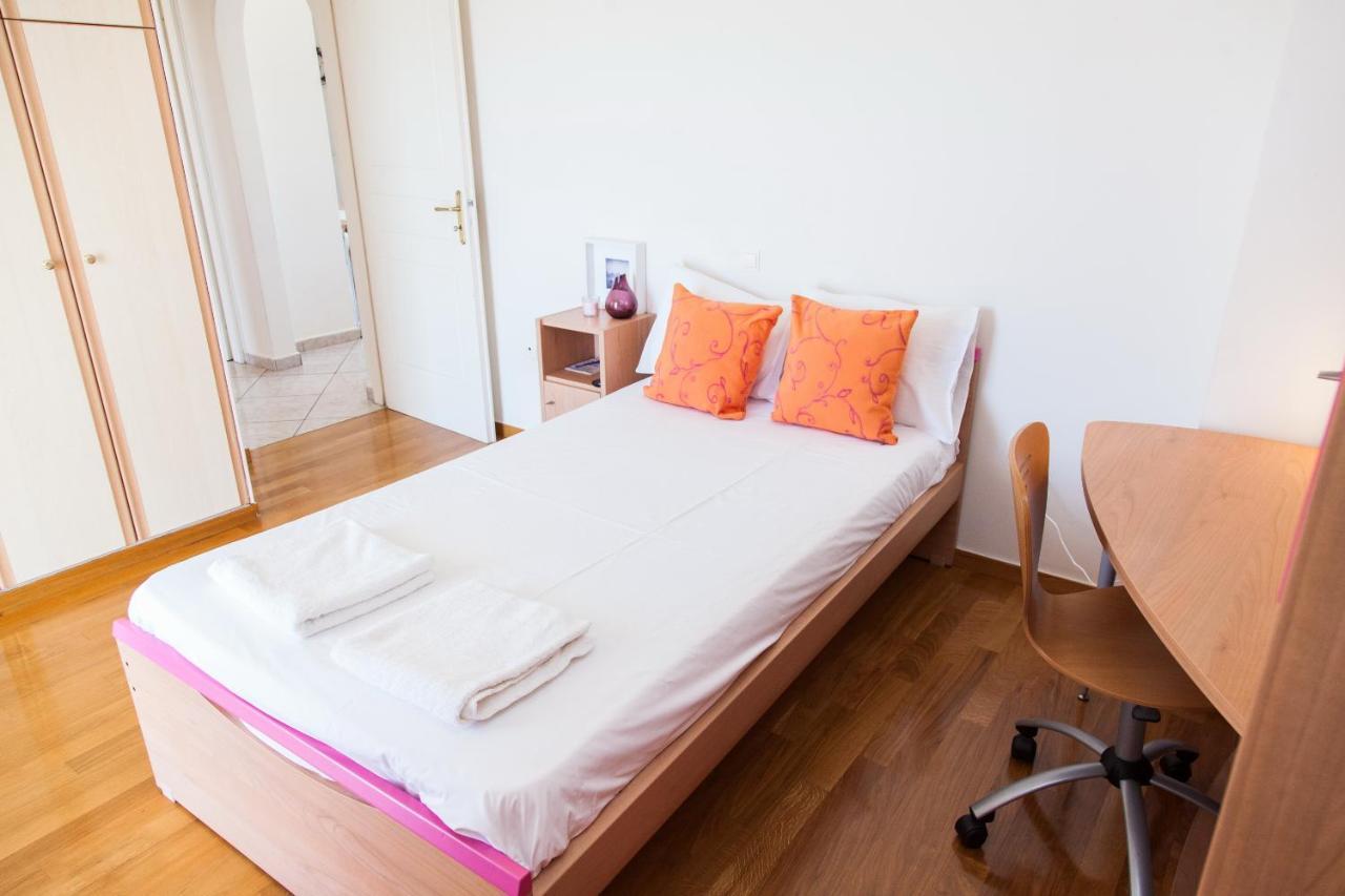 Penthouse With Fabulous Views Zografou Atenas Exterior foto